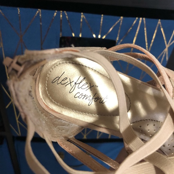 Sandals - Picture 4 of 4